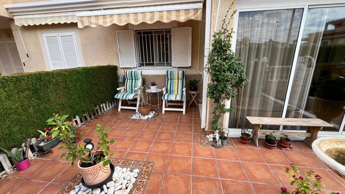 Sale - Bungalow - Orihuela Costa - Punta Prima