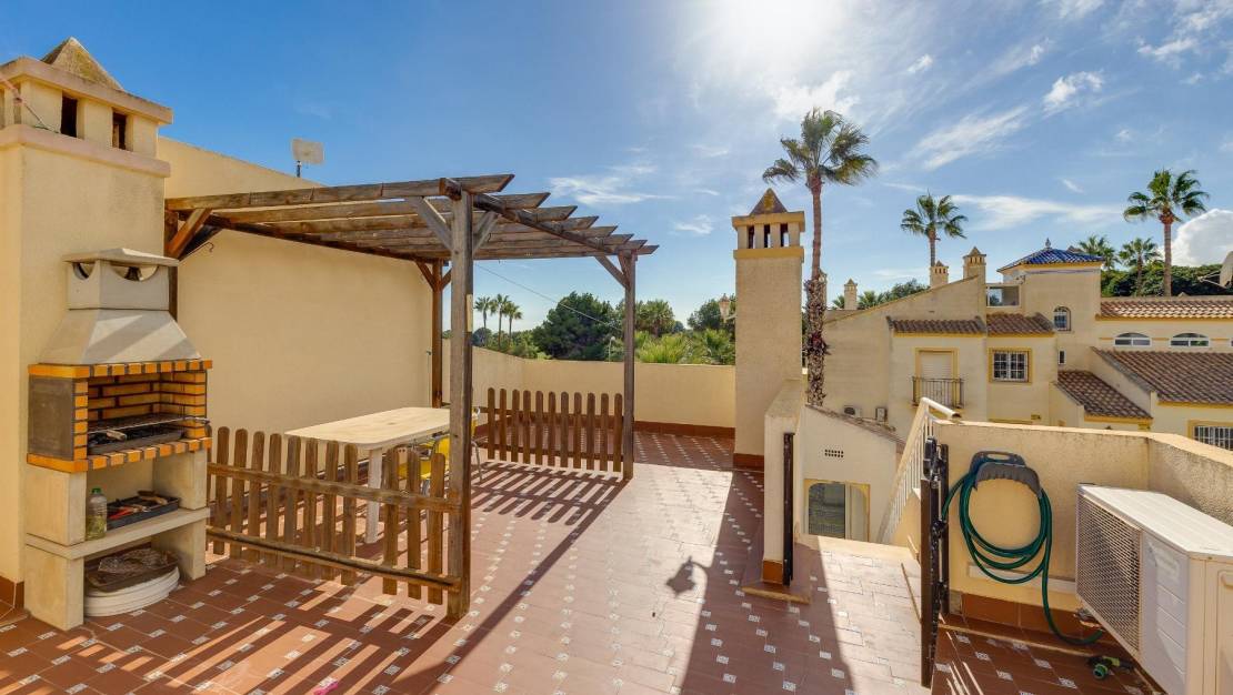 Sale - Bungalow - Orihuela Costa - Villamartín