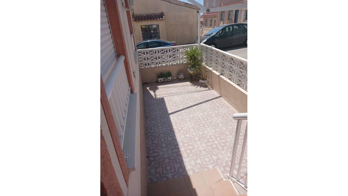 Sale - Bungalow - San Fulgencio - Oasis