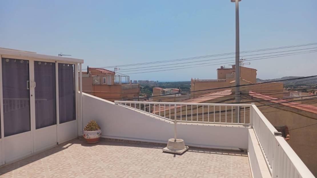 Sale - Bungalow - San Fulgencio - Oasis