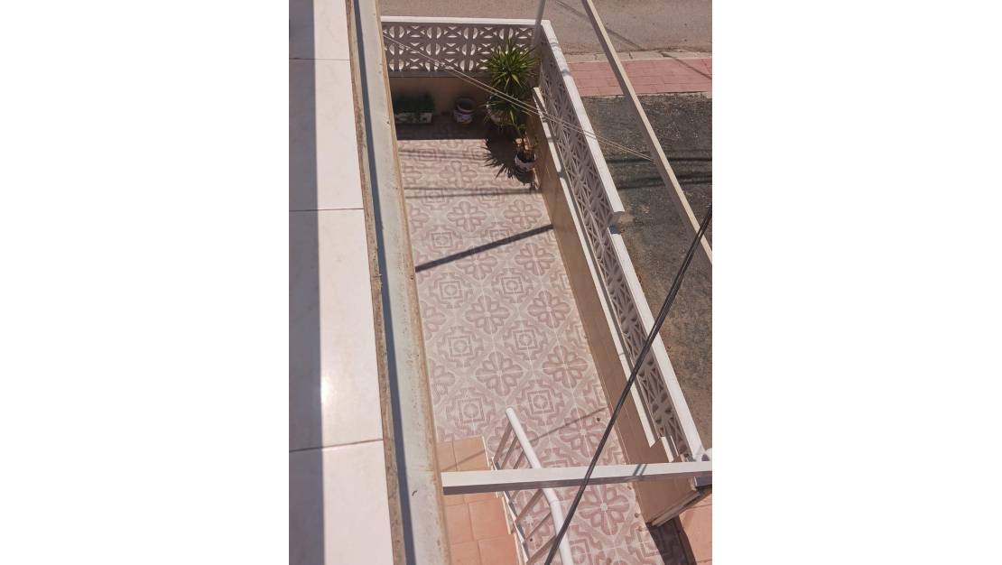 Sale - Bungalow - San Fulgencio - Oasis