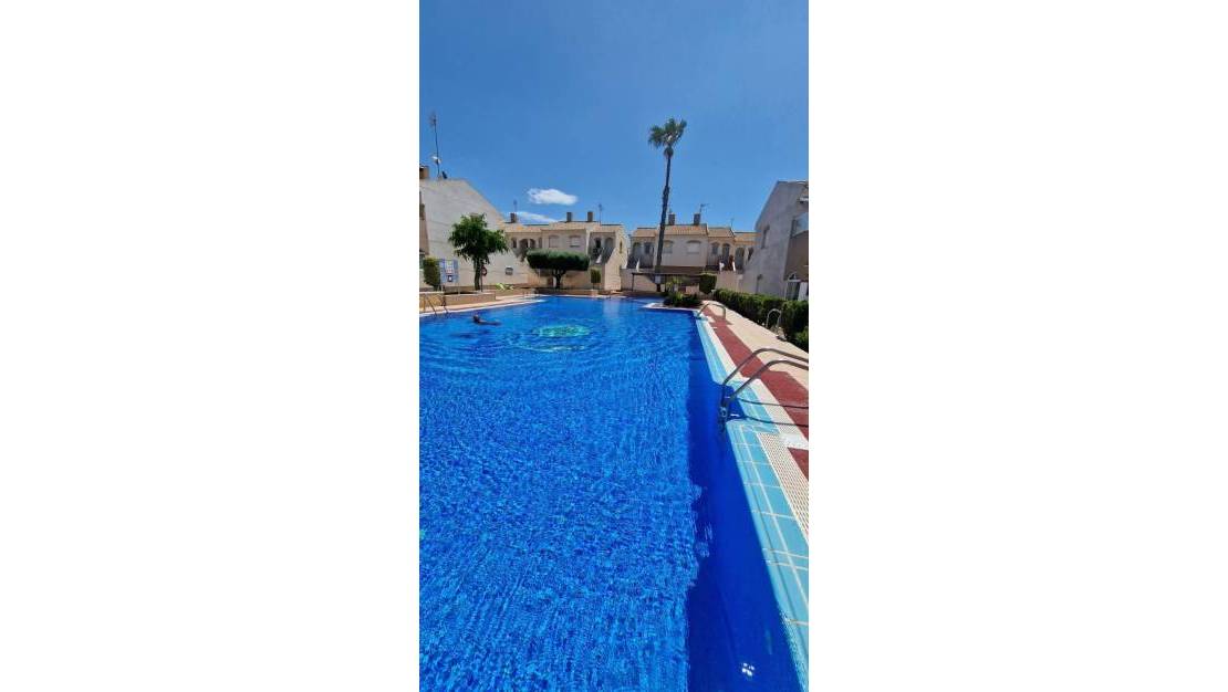 Sale - Bungalow - Torrevieja - Aguas nuevas 1