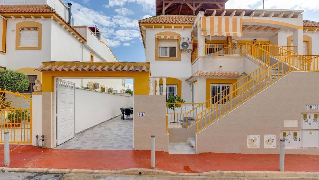 Sale - Bungalow - Torrevieja - Aguas nuevas 1