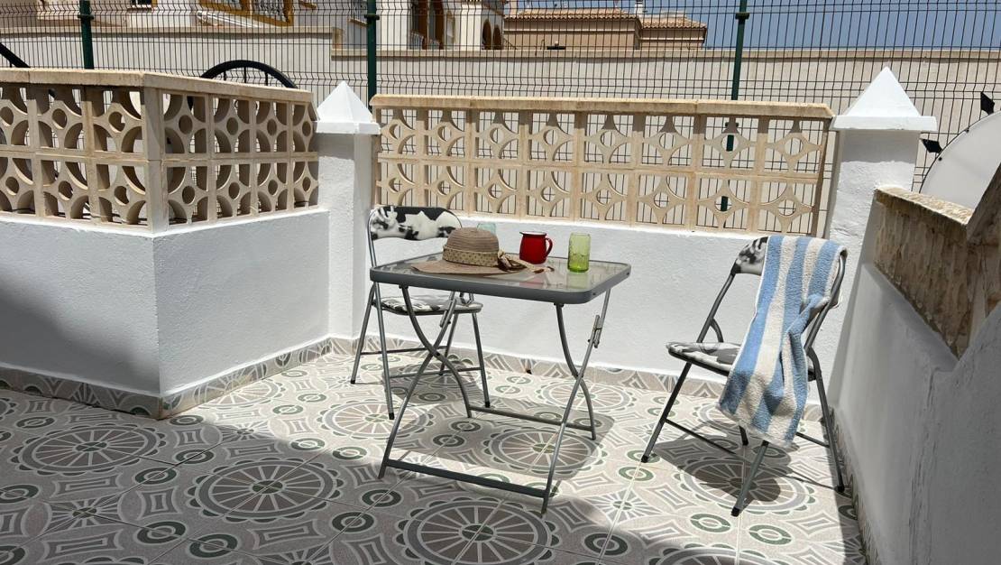 Sale - Bungalow - Torrevieja - Aguas nuevas 2