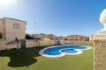 Sale - Bungalow - Torrevieja - Aguas Nuevas