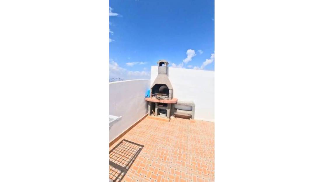 Sale - Bungalow - Torrevieja - Centro