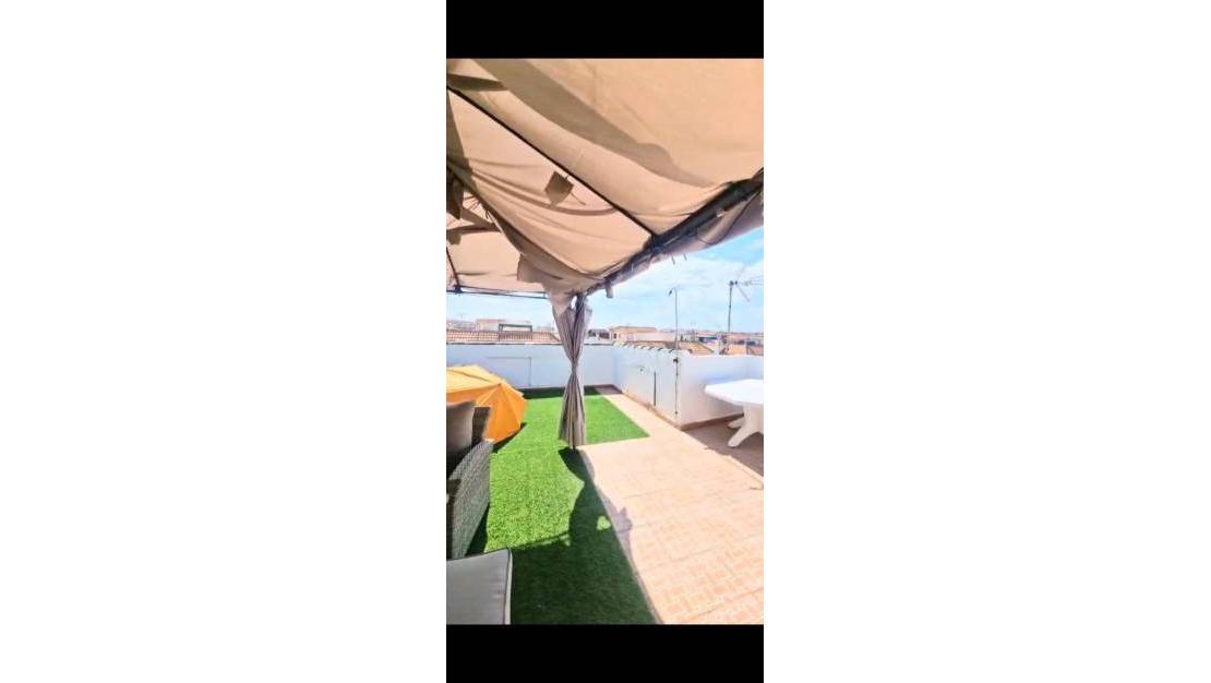 Sale - Bungalow - Torrevieja - Centro