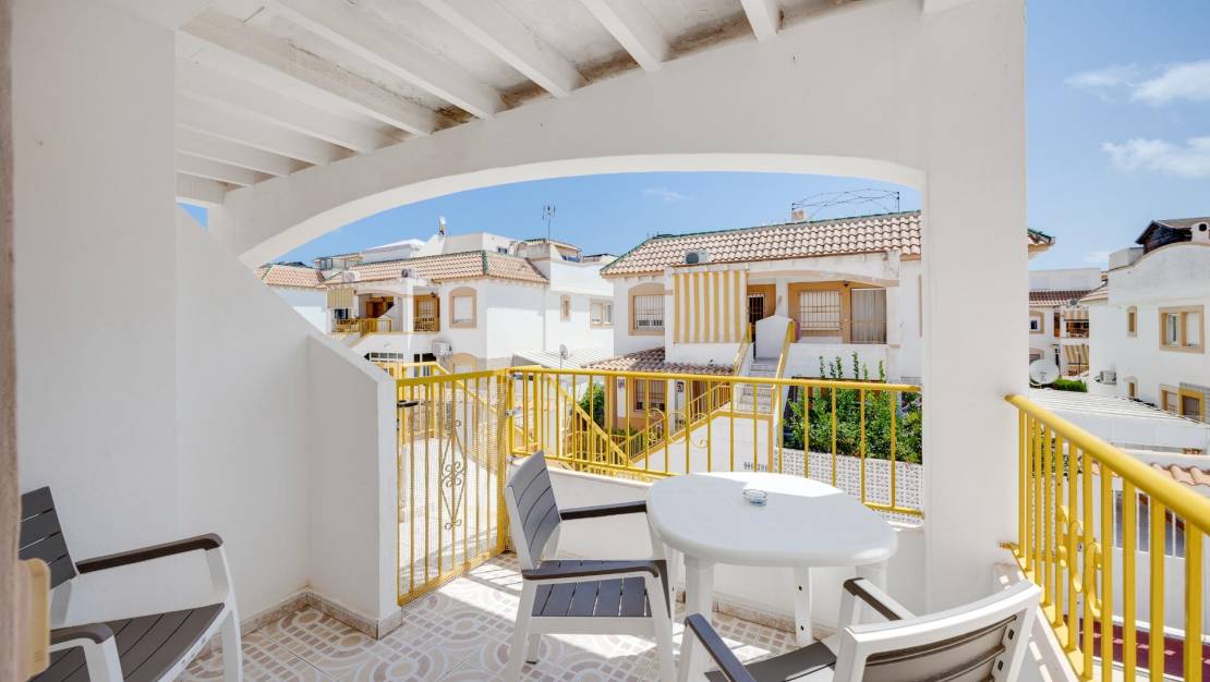 Sale - Bungalow - Torrevieja - Centro