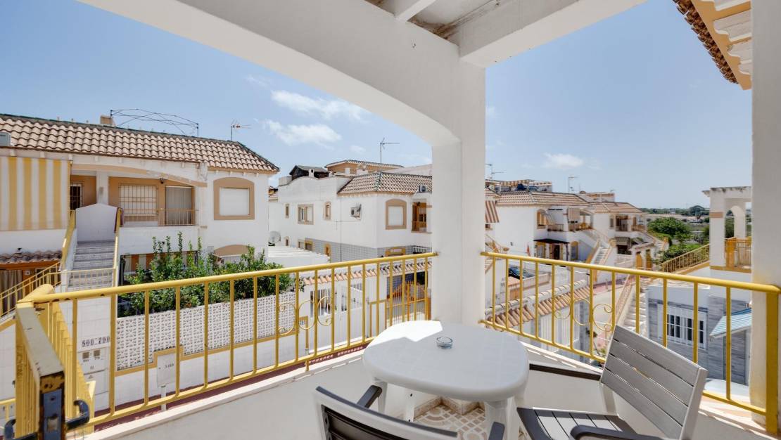 Sale - Bungalow - Torrevieja - Centro