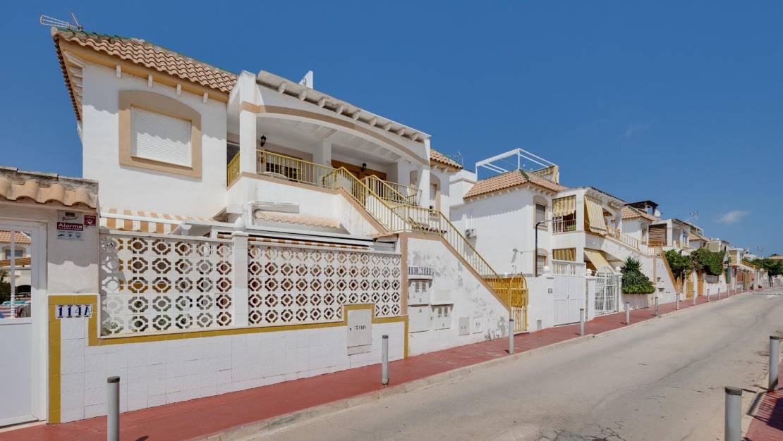 Sale - Bungalow - Torrevieja - Centro
