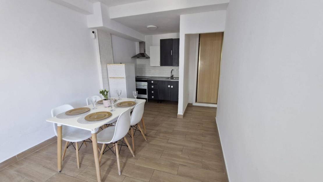 Sale - Bungalow - Torrevieja - Centro