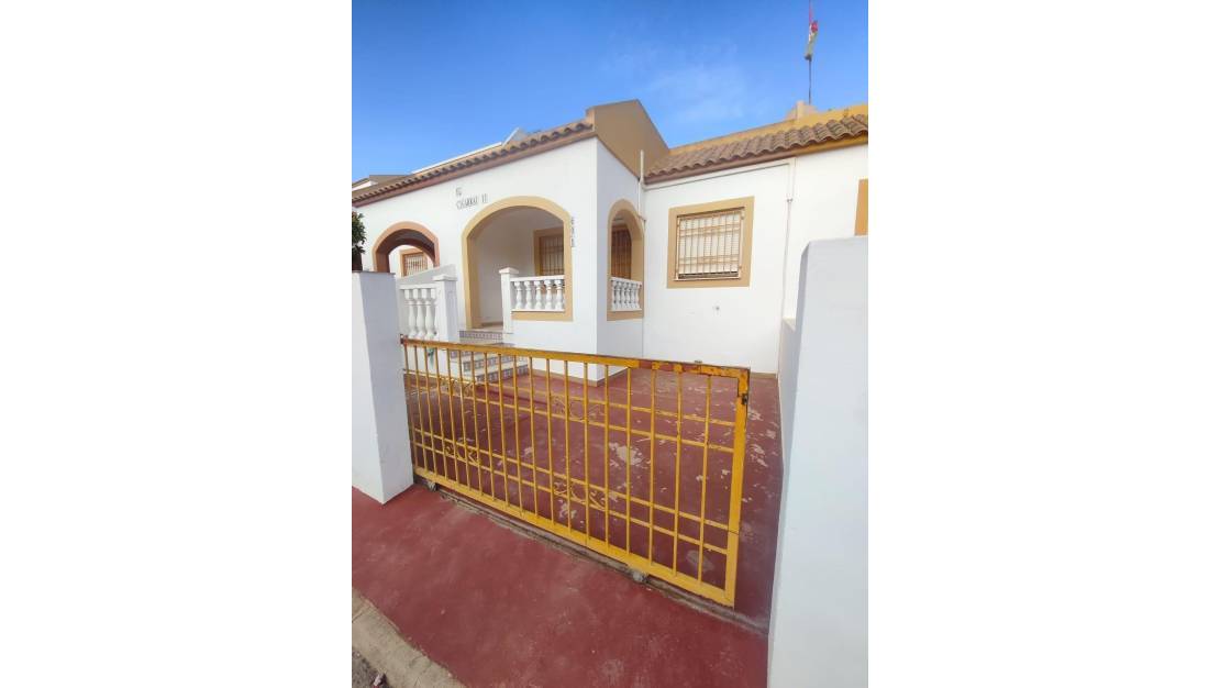 Sale - Bungalow - Torrevieja - La Siesta - El Salado - Torreta