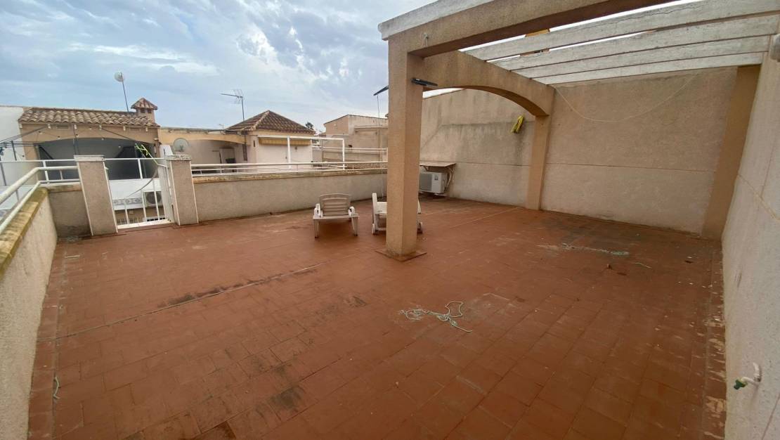 Sale - Bungalow - Torrevieja - Los altos