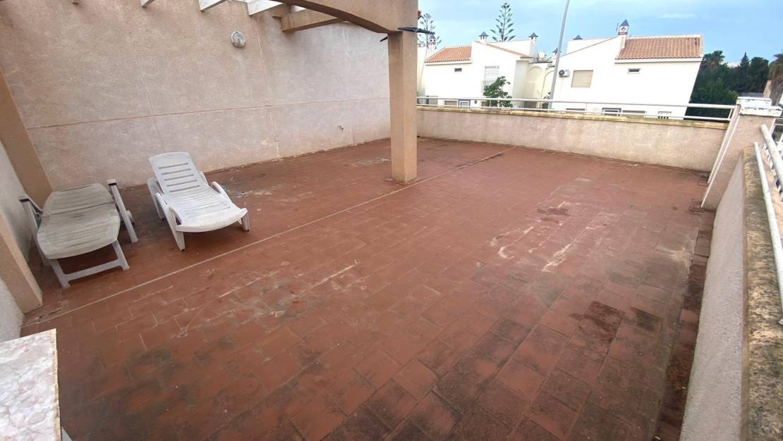 Sale - Bungalow - Torrevieja - Los altos