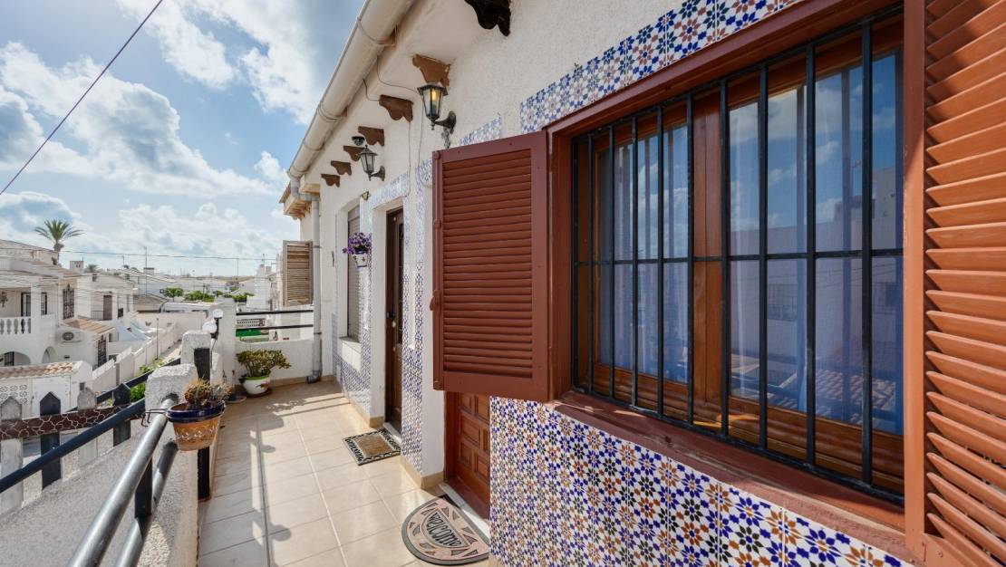 Sale - Bungalow - Torrevieja - Los Frutales