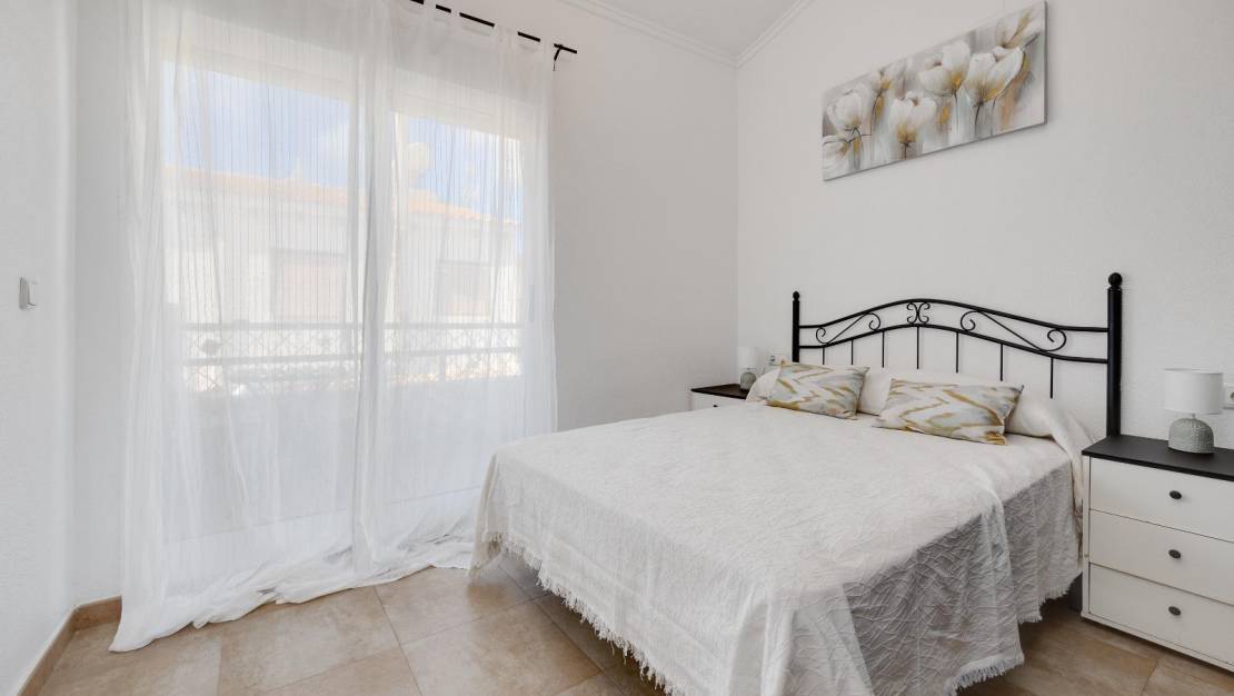 Sale - Bungalow - Torrevieja - Los Frutales