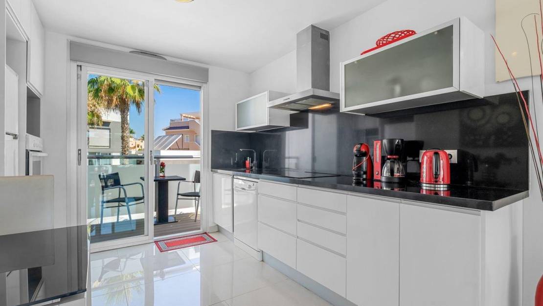 Sale - Bungalow - Torrevieja - Punta prima