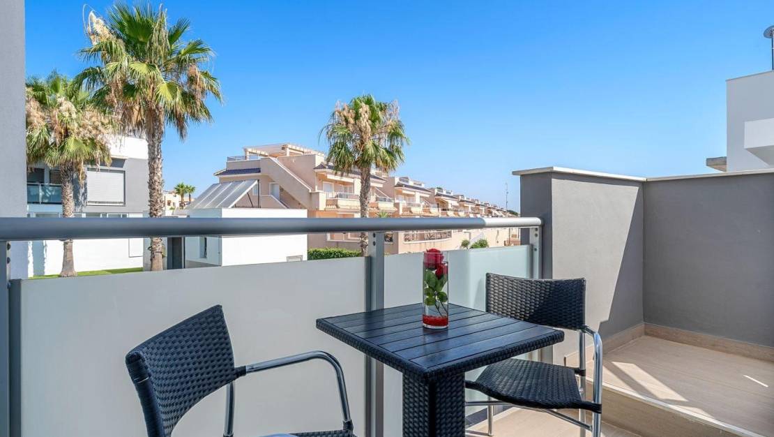 Sale - Bungalow - Torrevieja - Punta prima
