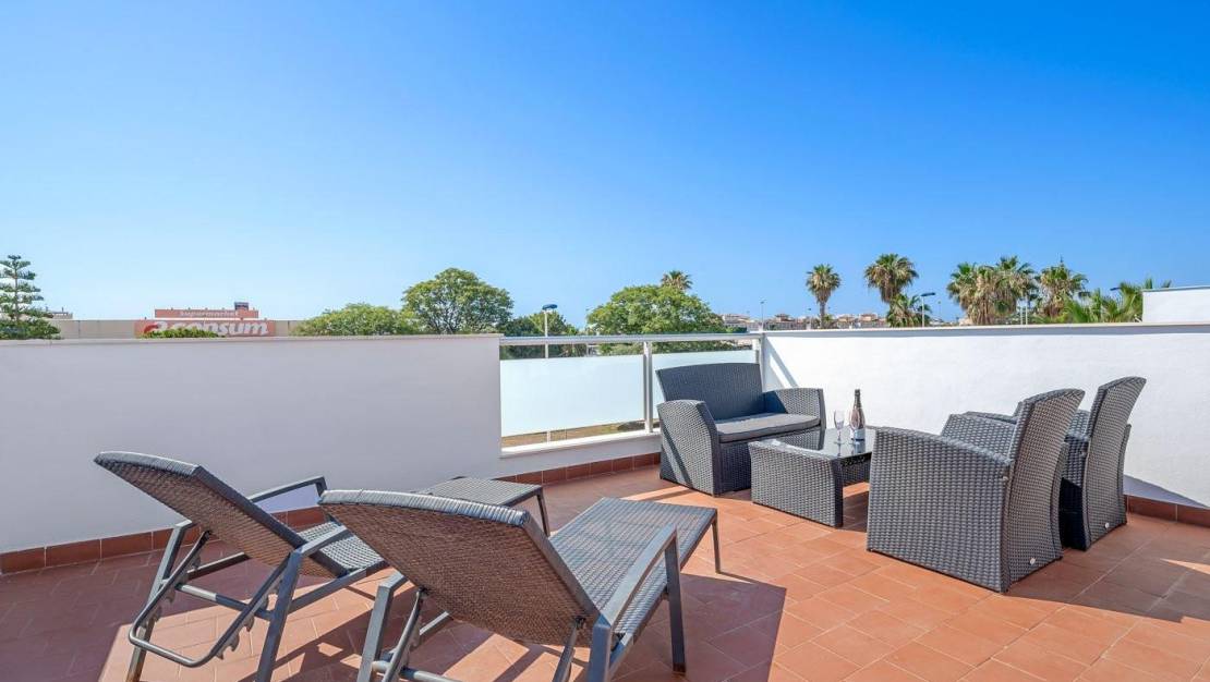 Sale - Bungalow - Torrevieja - Punta prima