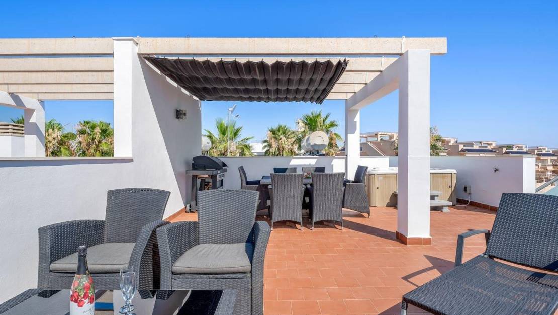 Sale - Bungalow - Torrevieja - Punta prima
