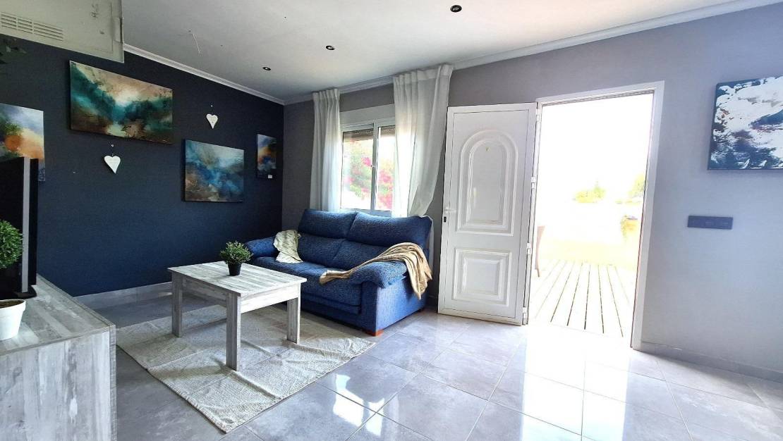 Sale - Bungalow - Torrevieja - San Luis