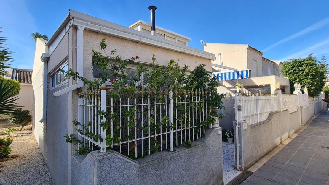 Sale - Bungalow - Torrevieja - Torreblanca