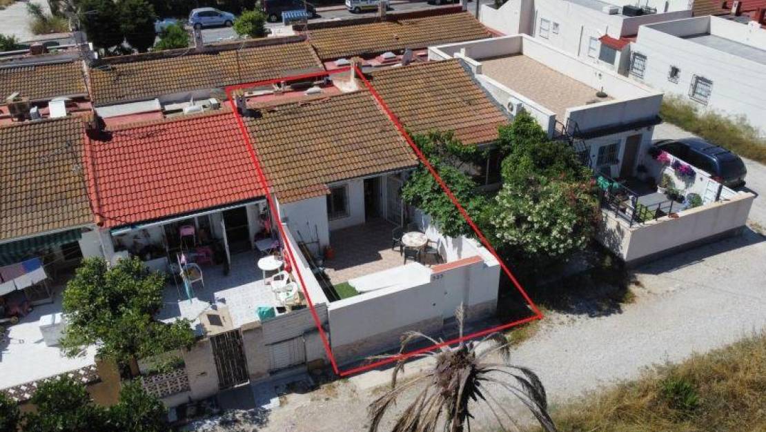 Sale - Bungalow - Torrevieja - Torreta florida