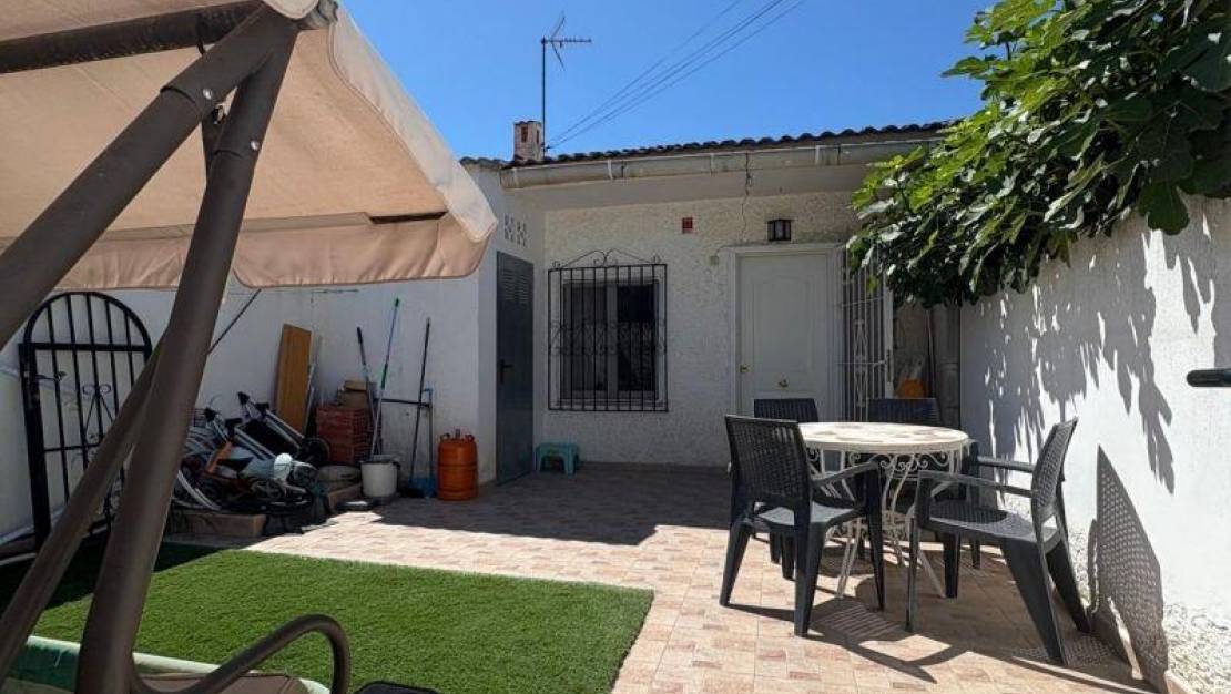 Sale - Bungalow - Torrevieja - Torreta florida