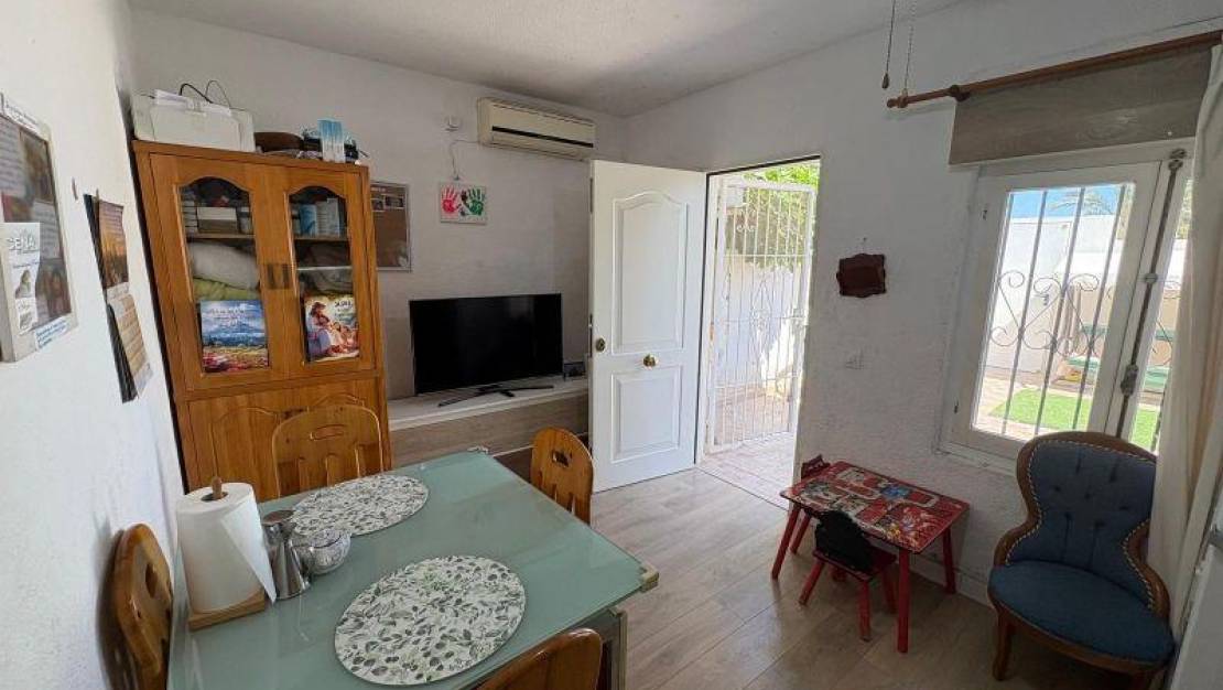 Sale - Bungalow - Torrevieja - Torreta florida