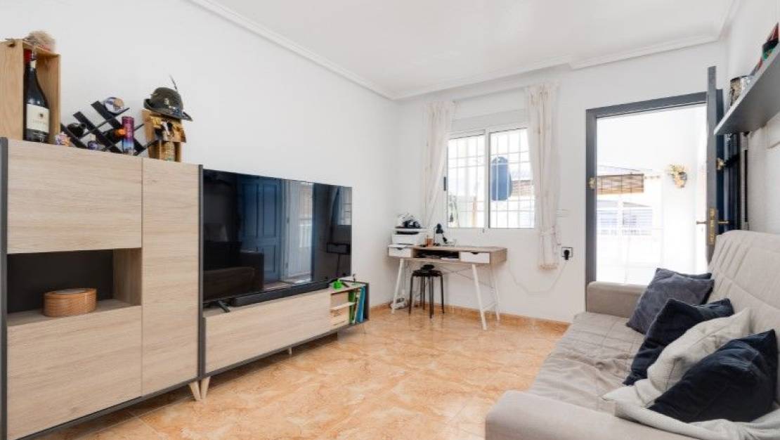 Sale - Bungalow - Torrevieja - Torretas