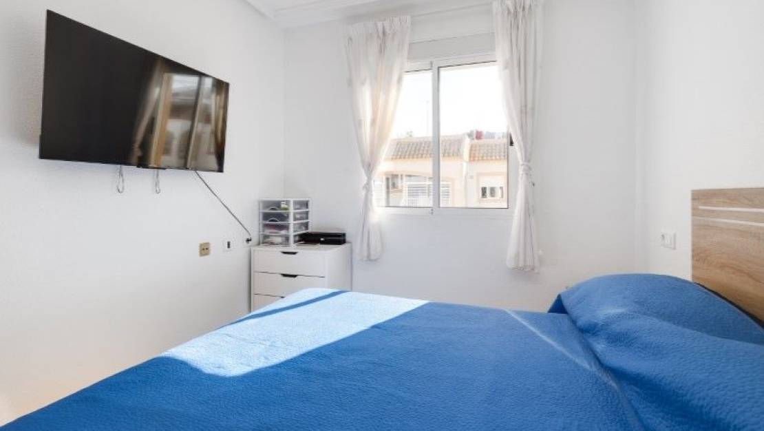 Sale - Bungalow - Torrevieja - Torretas