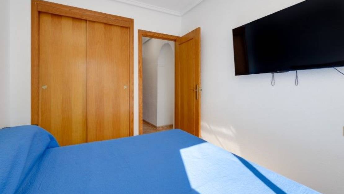 Sale - Bungalow - Torrevieja - Torretas