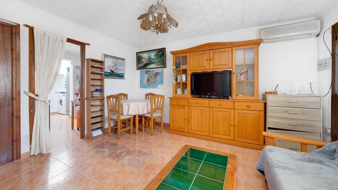 Sale - Bungalow - Torrevieja - Torretas