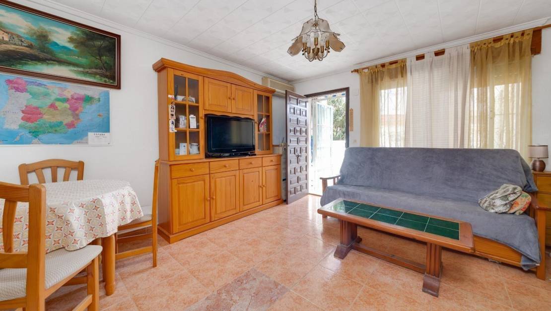 Sale - Bungalow - Torrevieja - Torretas