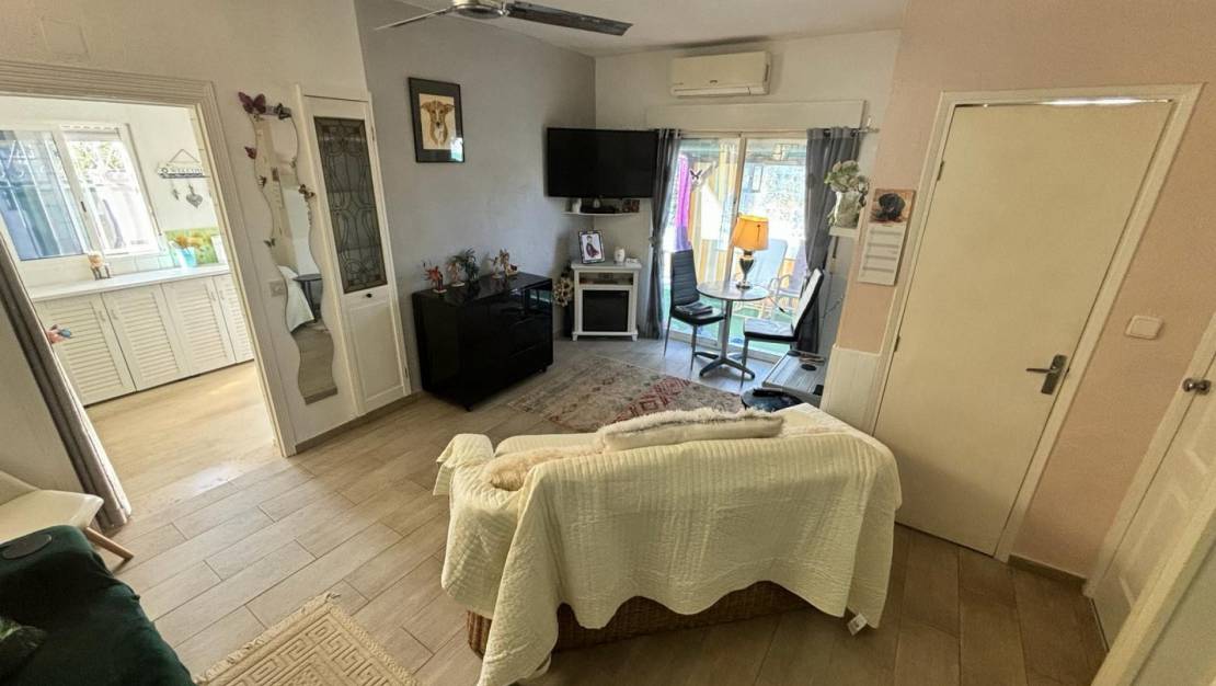Sale - Bungalow - Torrevieja
