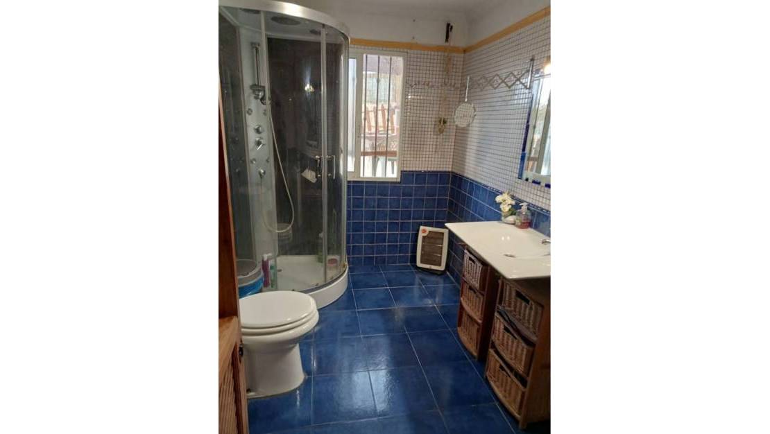 Sale - Cave house - Alicante City - Alcoraya