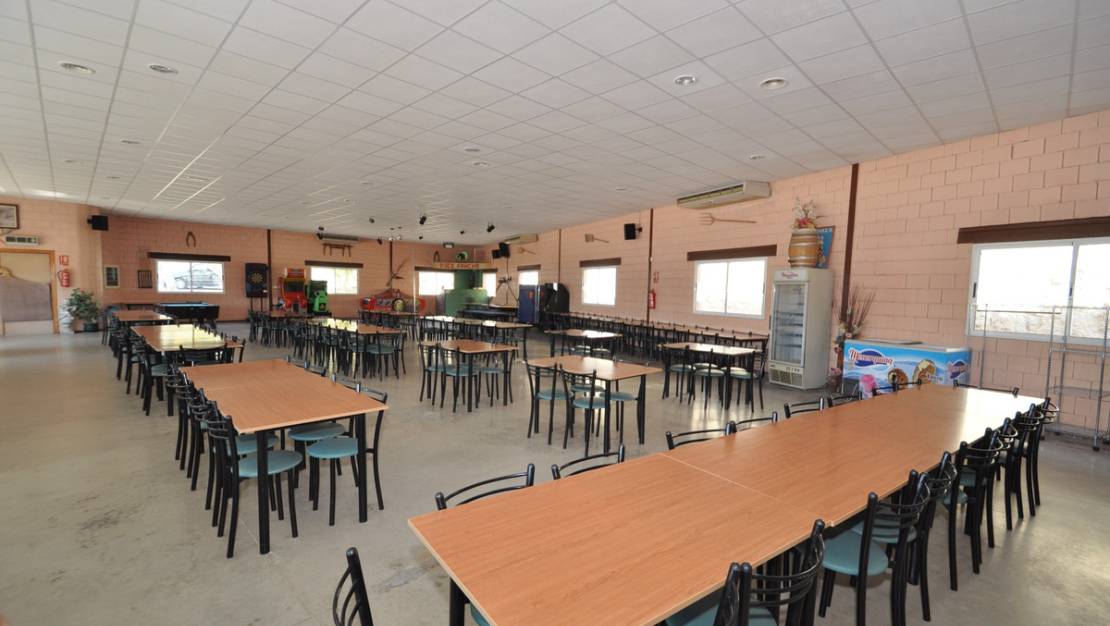 Sale - Commercial property - Abanilla - Abanilla Centro