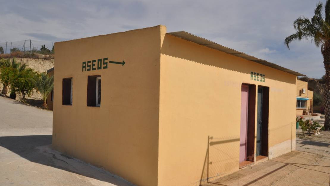 Sale - Commercial property - Abanilla - Abanilla Centro