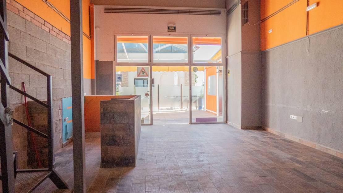 Sale - Commercial property - Algorfa - Algorfa Centro