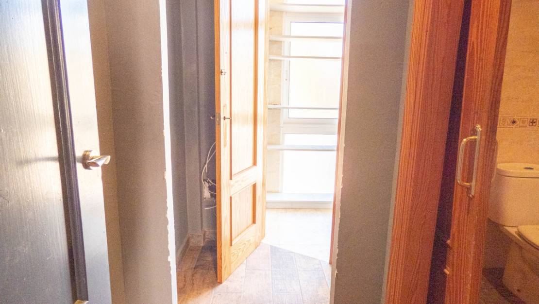 Sale - Commercial property - Algorfa - Algorfa Centro