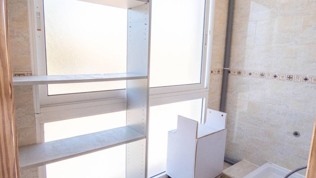 Sale - Commercial property - Algorfa - Algorfa Centro