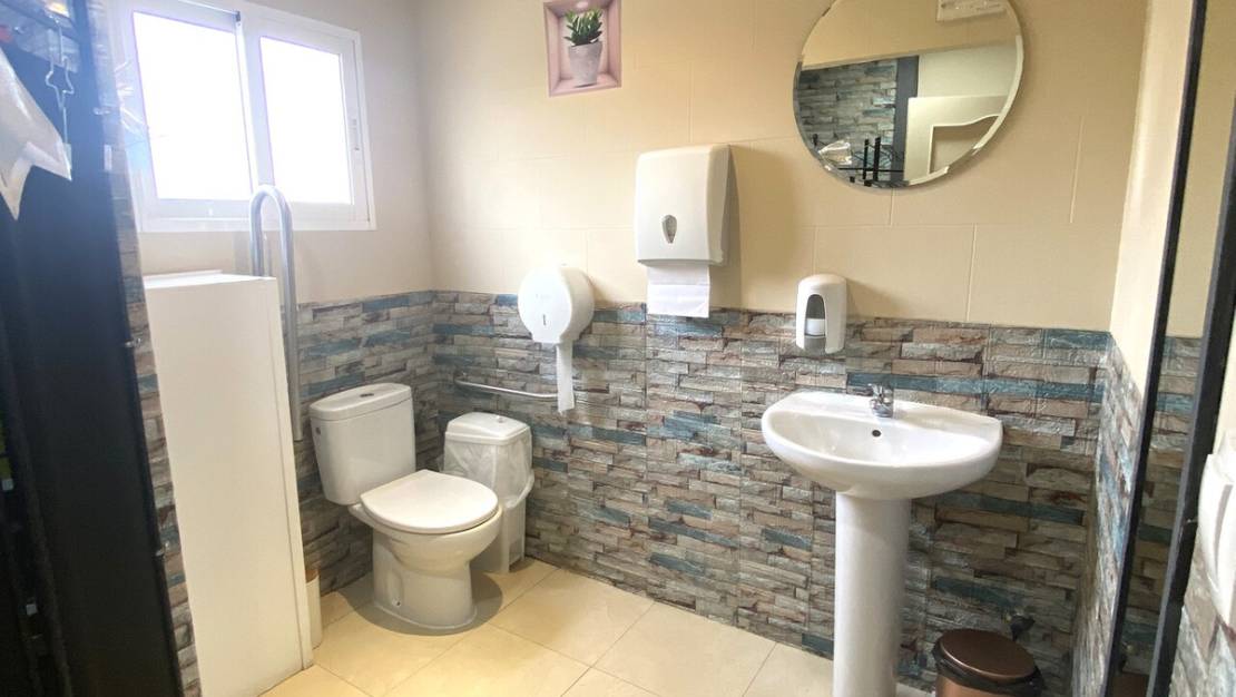 Sale - Commercial property - Algorfa - Algorfa Centro