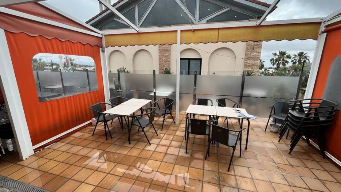 Sale - Commercial property - Algorfa - Algorfa Centro