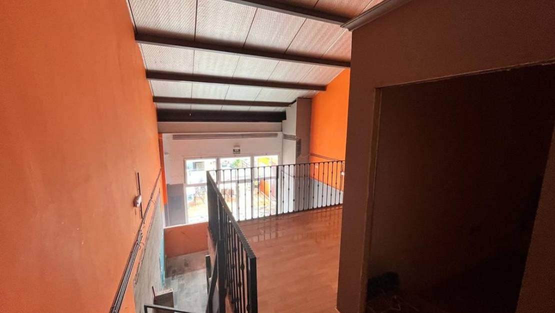 Sale - Commercial property - Algorfa - Algorfa Centro