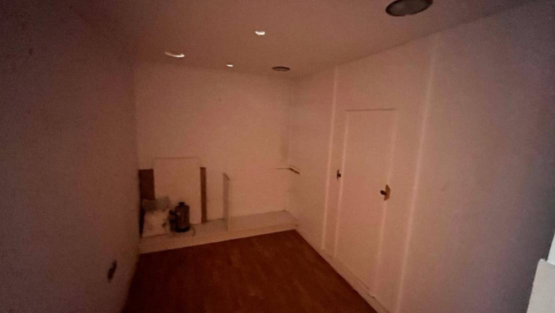 Sale - Commercial property - Algorfa - Algorfa Centro