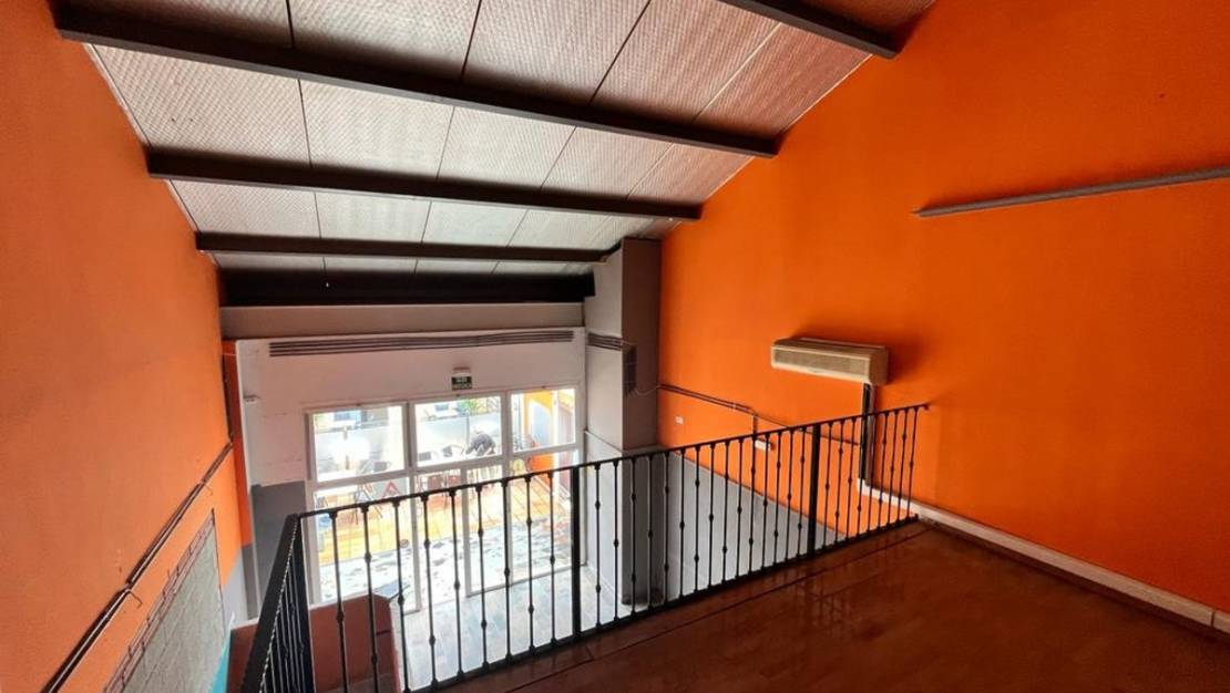 Sale - Commercial property - Algorfa - Algorfa Centro