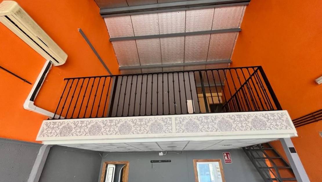 Sale - Commercial property - Algorfa - Algorfa Centro