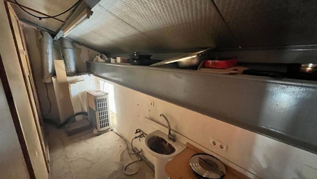 Sale - Commercial property - Algorfa - Algorfa Centro