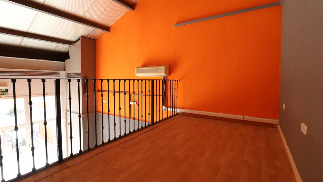 Sale - Commercial property - Algorfa - Algorfa Centro