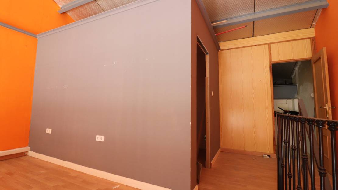 Sale - Commercial property - Algorfa - Algorfa Centro